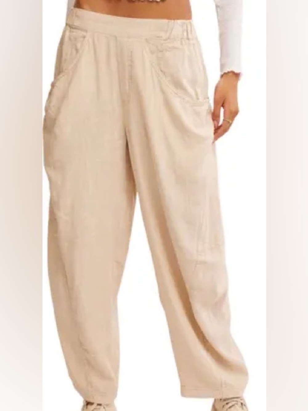 Tarse Beige Wide-Leg Women's Trousers - Relaxed Fit (002)